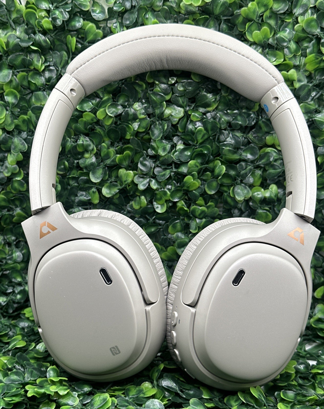Noise cancelling bluetooth wireless headphones E600 Pro, 80hours playtime.