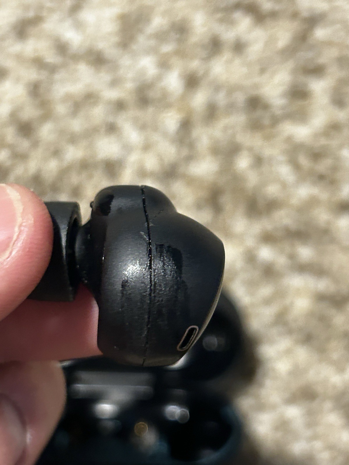 Sony WF-1000XM4 Wireless Headphones – left earbud