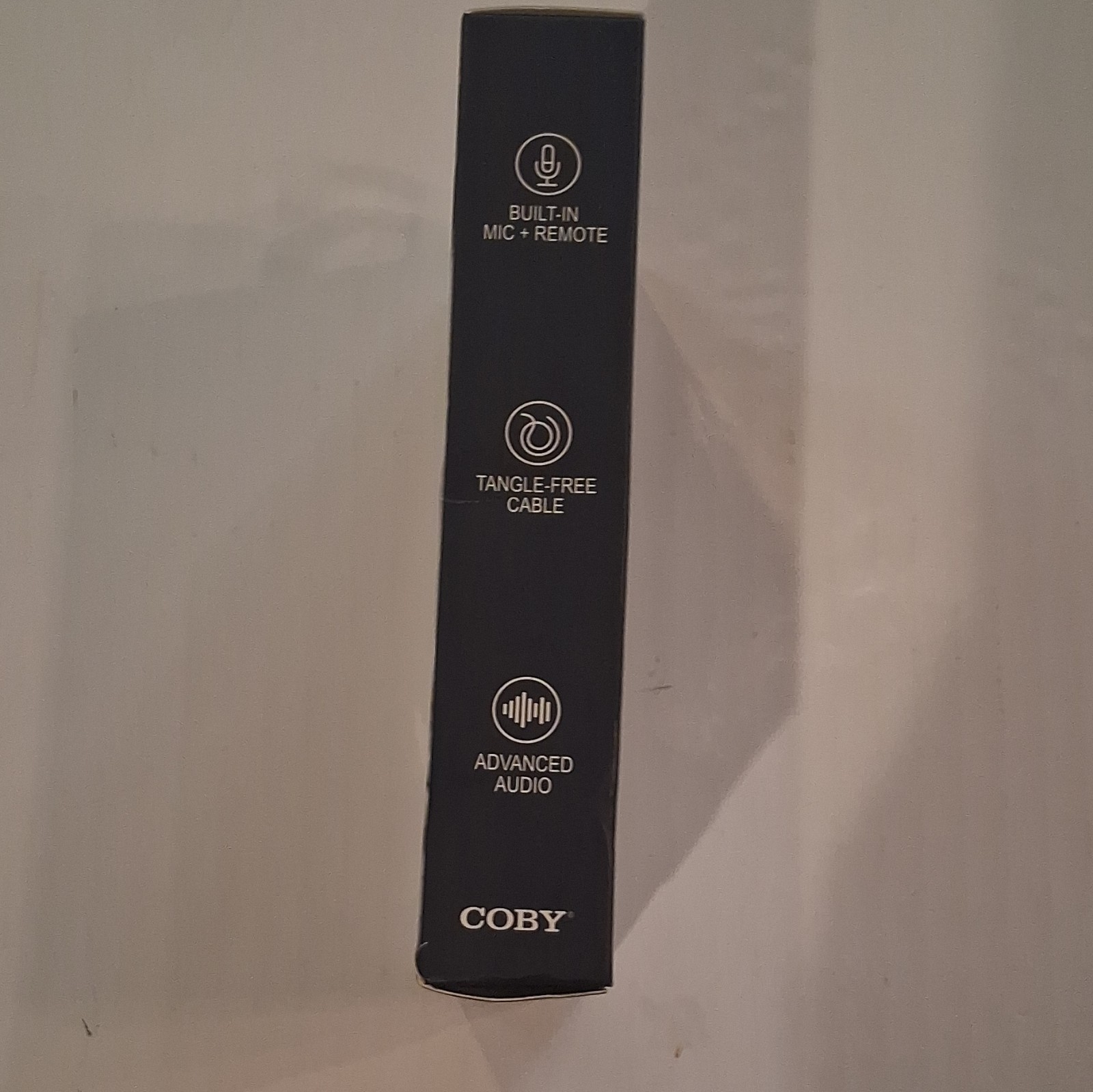 Coby CV-25 In-Ear Earbuds 3.5mm Built-In Mic/Remote Tangle-Free Blue/Black