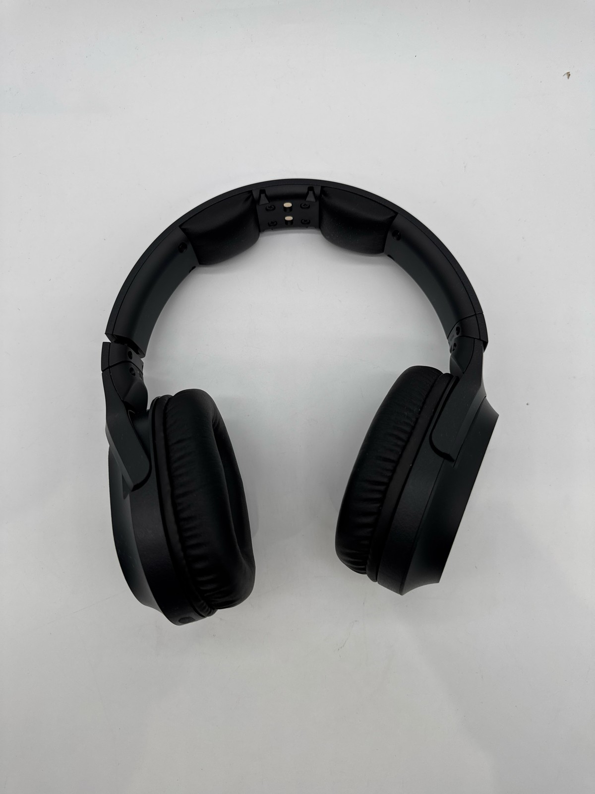Sony WH-RF400 Wireless Over-Ear Home Theater Headphones 3.5 mm Jack – Black