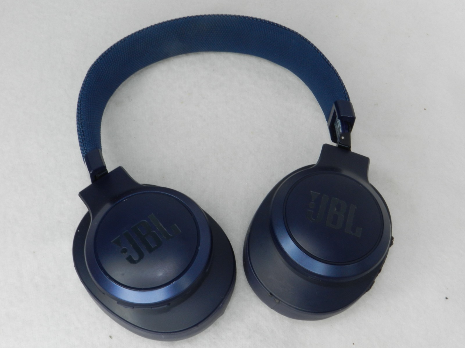 JBL Live 500 BT Around-Ear Bluetooth Wireless Headphone – Blue