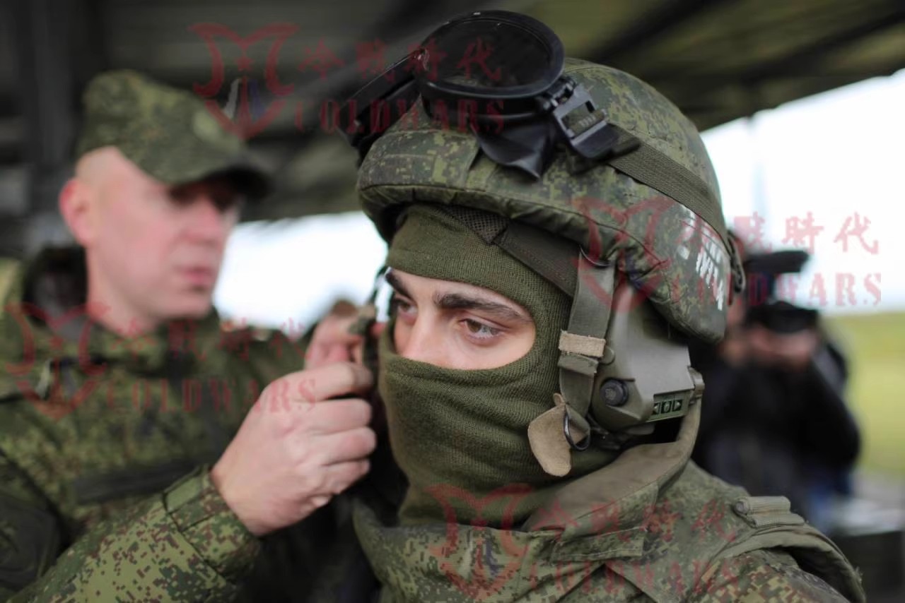 Russian Special Forces 6M2 Tactical Headset Noise Reduction Headphone NEW