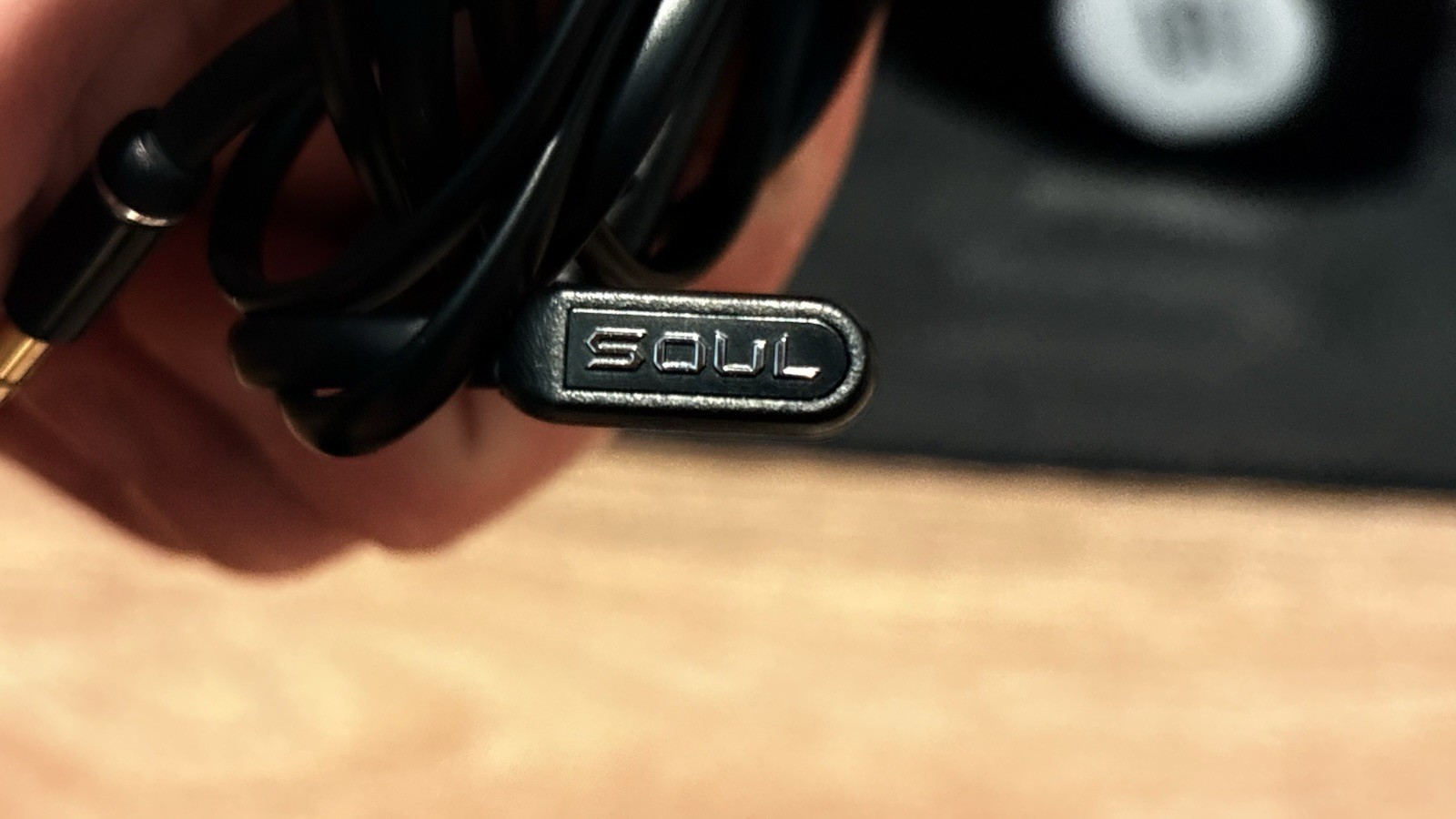 SOUL SL300WB Over-Ear Wired 3.5mm Noise Canceling Headphones Black/White