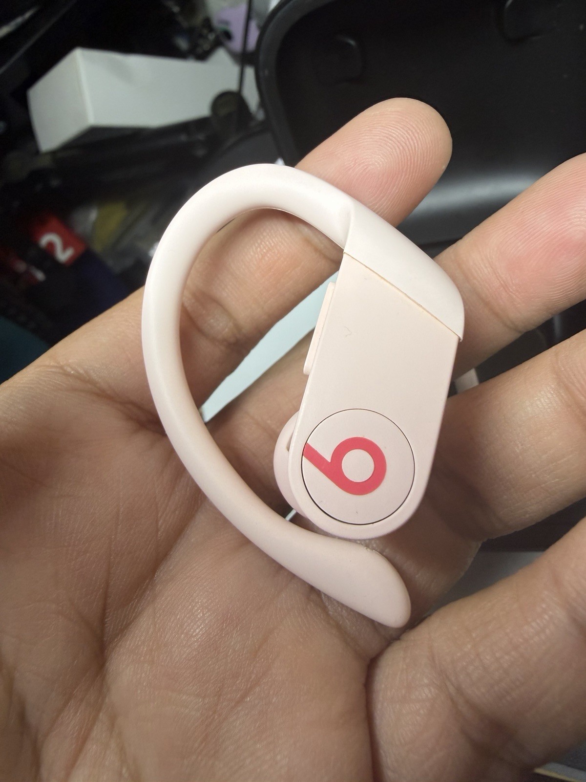 Powerbeats Pro Wireless Earbuds – Lighting Charge – Cloud Pink