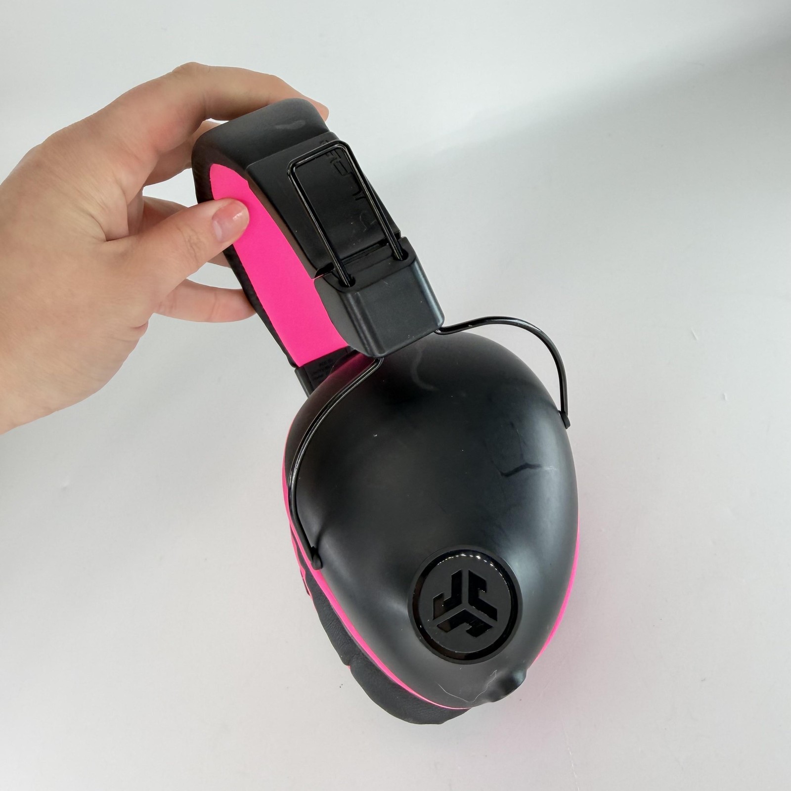 JLab JBuddies Pro Kids Over Ear Headphones Pink Bluetooth 3.5mm Micro-USB