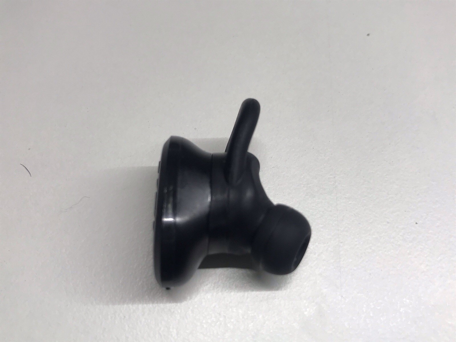 Right Side Earbud Replacement For JBL Endurance Race TWS OEM – Black