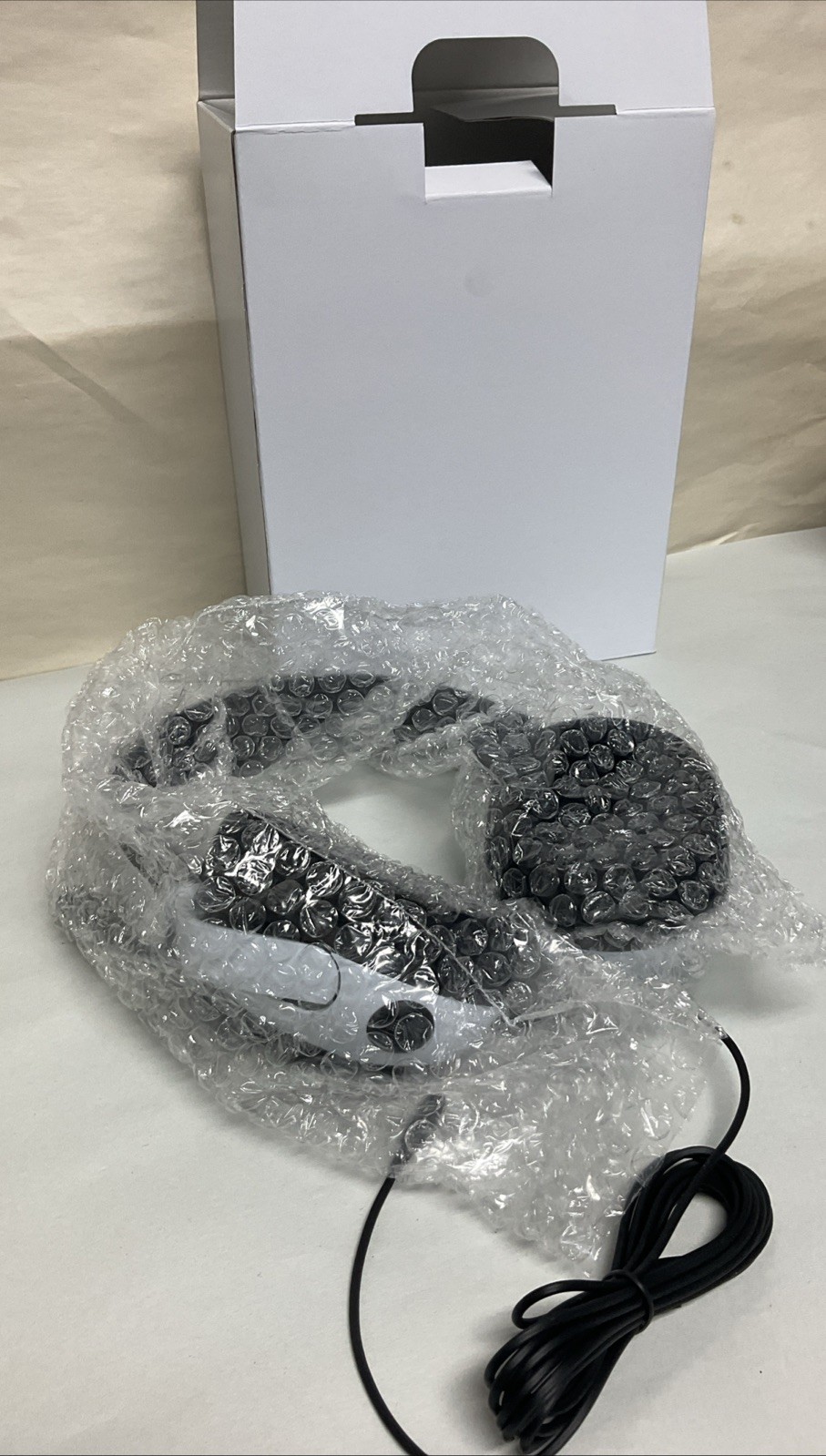 Sony INZONE H5 Wireless Gaming Headset (White) Brand new still in sealed box