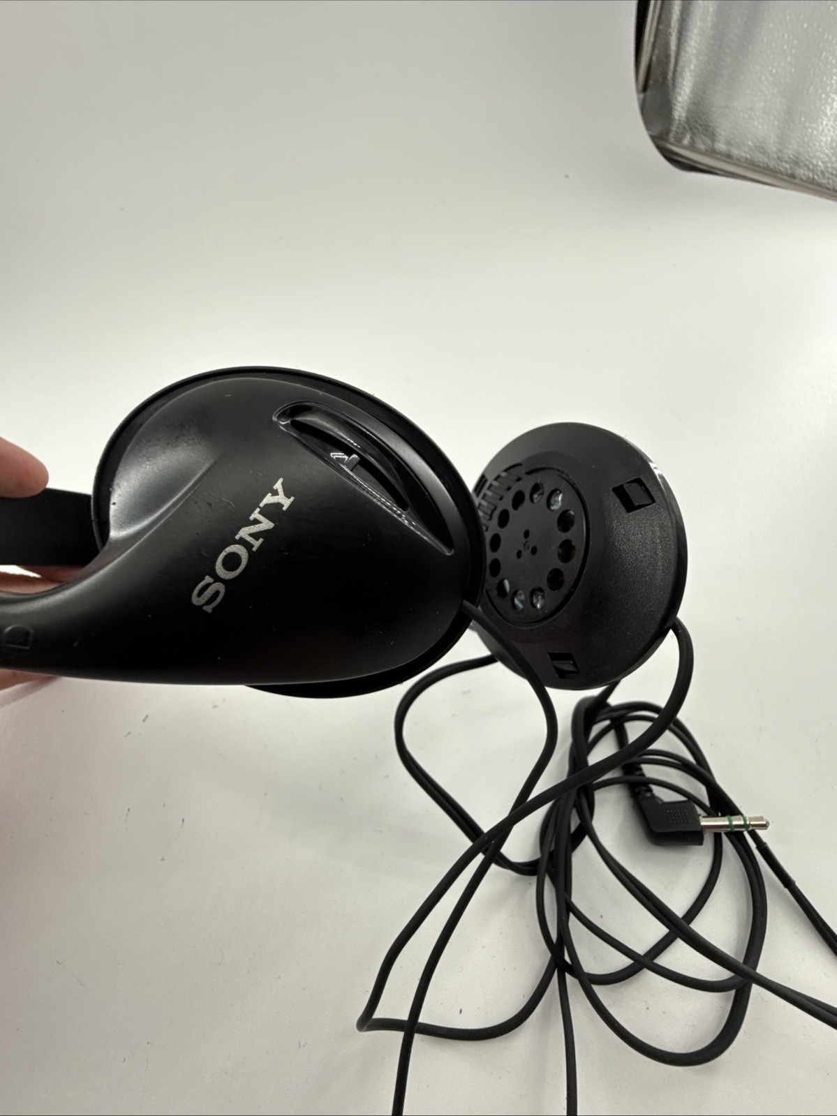 SONY MDR-026 HEADPHONES Wired Works. – No Foam Pads