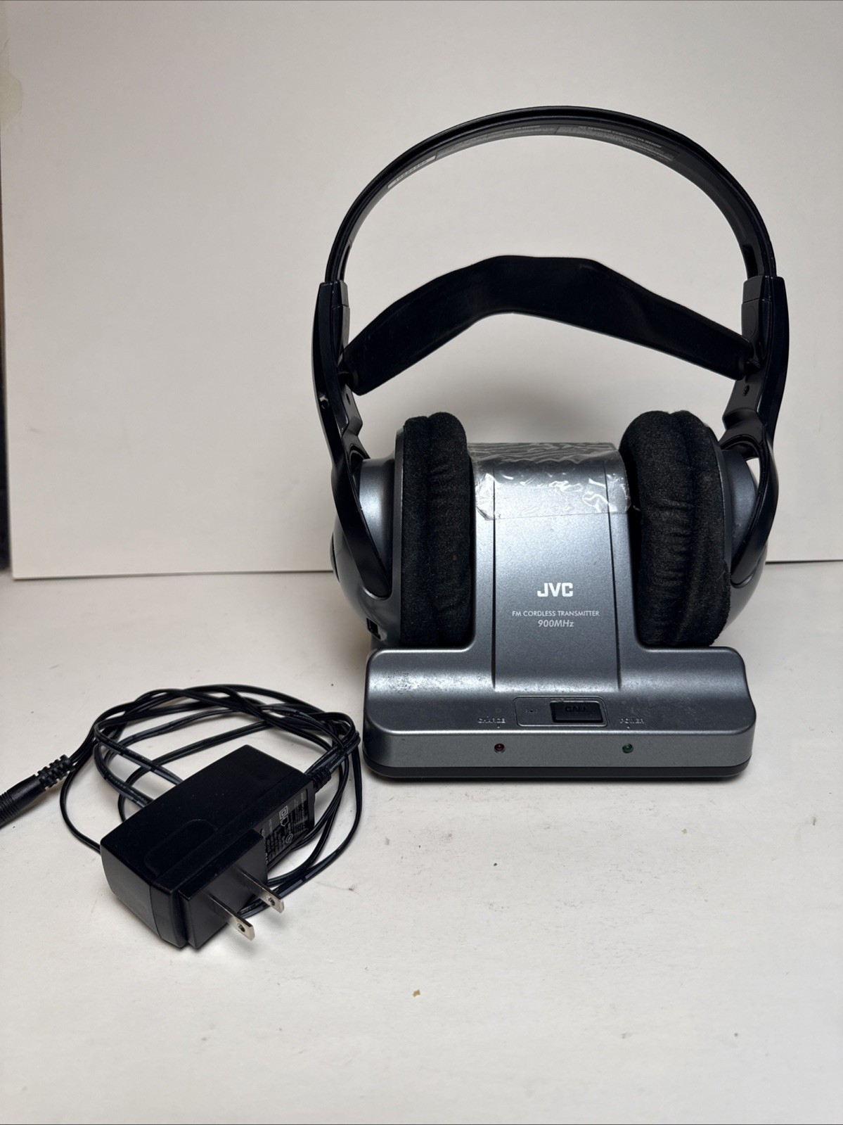 JVC HA-W600RF 900MHz Wireless Headphones w/ Transmitter Power Adapter Base