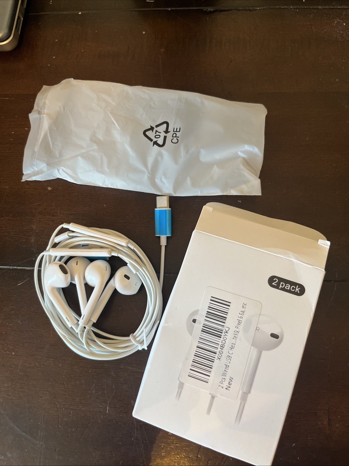 Wired Headphones Two Piece USB C White