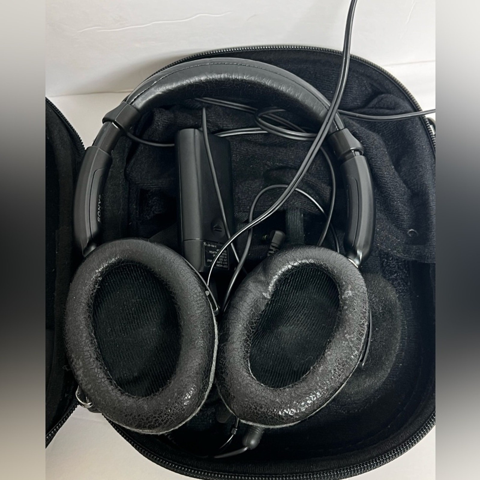 Sony MDR-NC500D Wired Noise Canceling Headband Headphones – Black