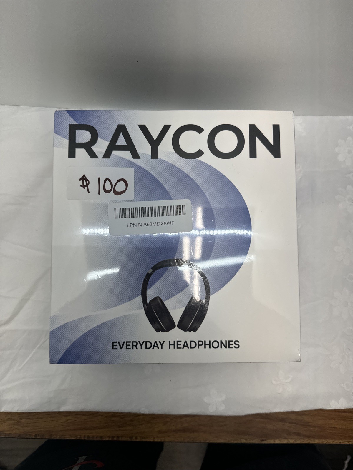 Raycon RBH820-WHI The Everyday Over-Ear Noise-Canceling Headphones – Black