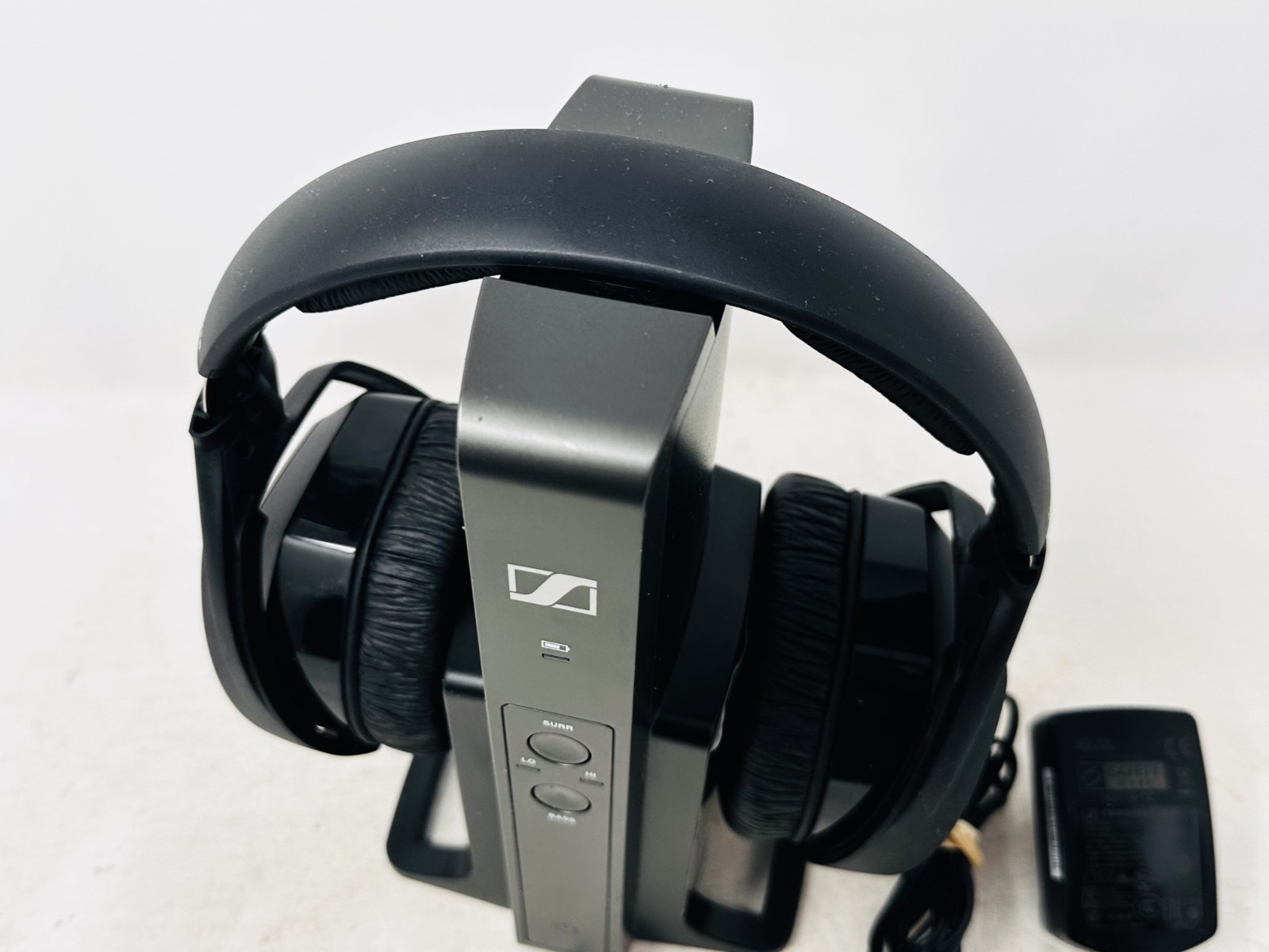 Wireless Sennheiser HDR 175 Headphones w/ TR 175 Charging Stand & Charger