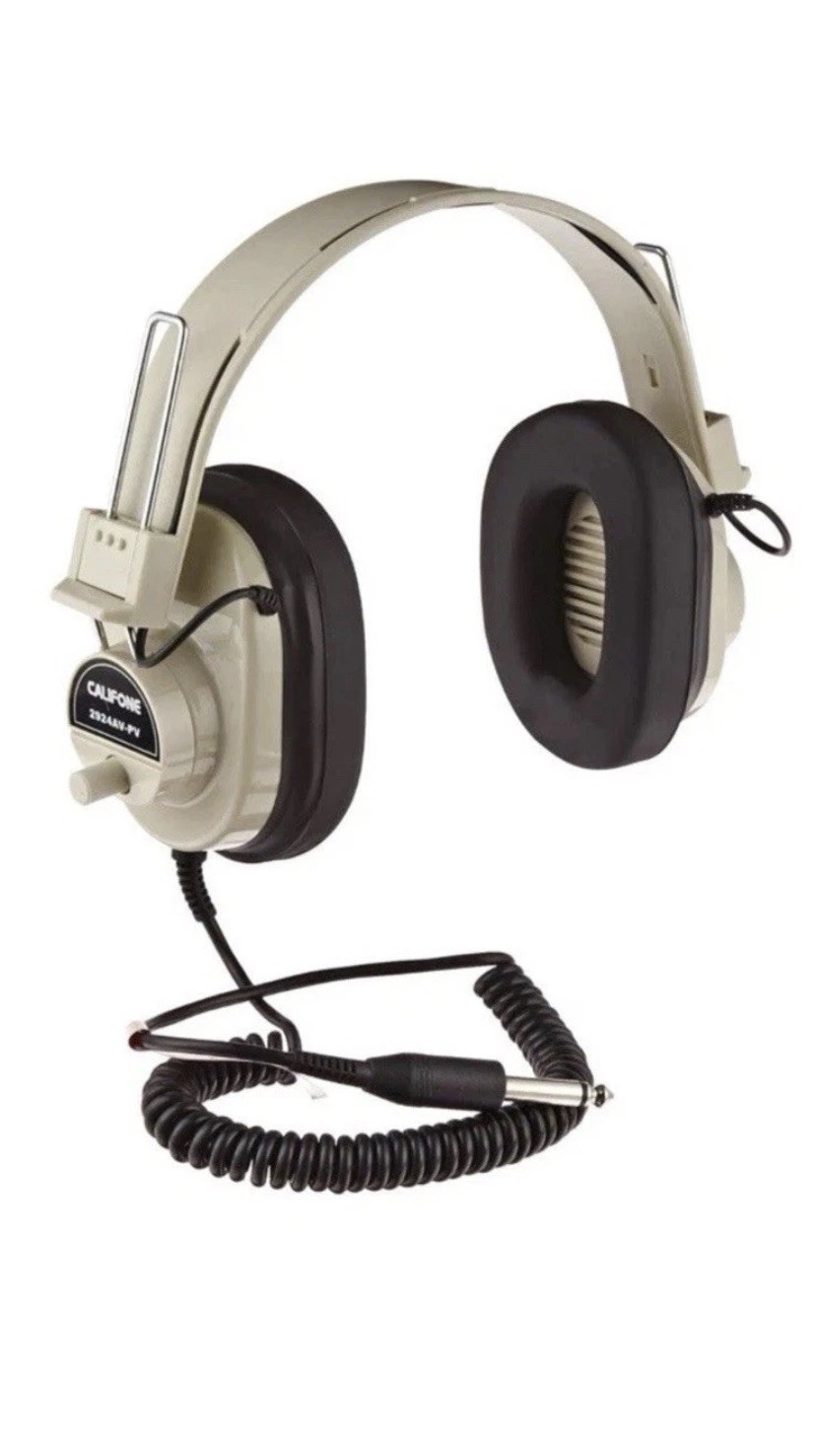 8x Califone 2924AV-P Headphones, 1x Listening Station 1218AV-PY & Case