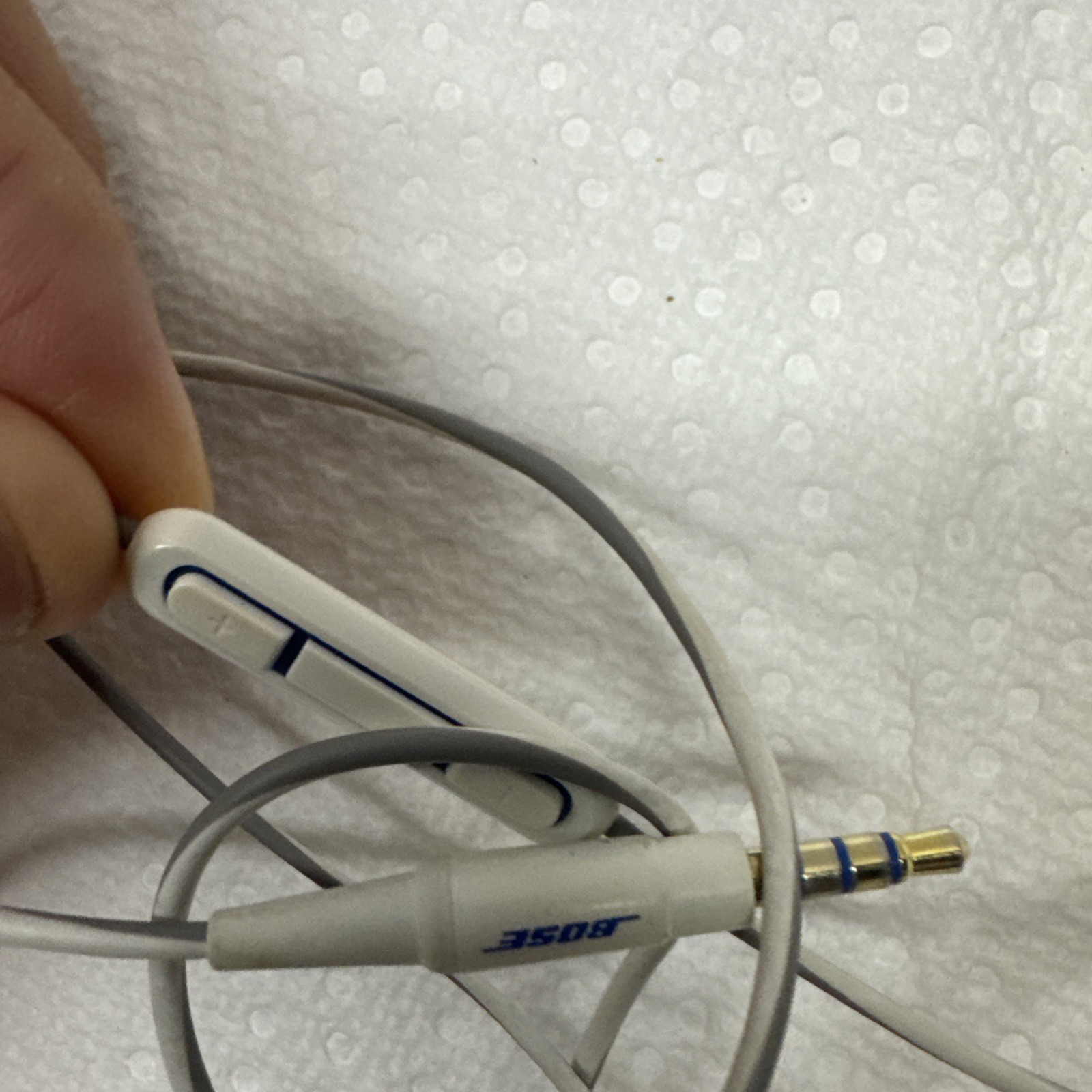 Bose SoundSport – Wired 3.5mm In-Ear Headphones – Frost White – Used