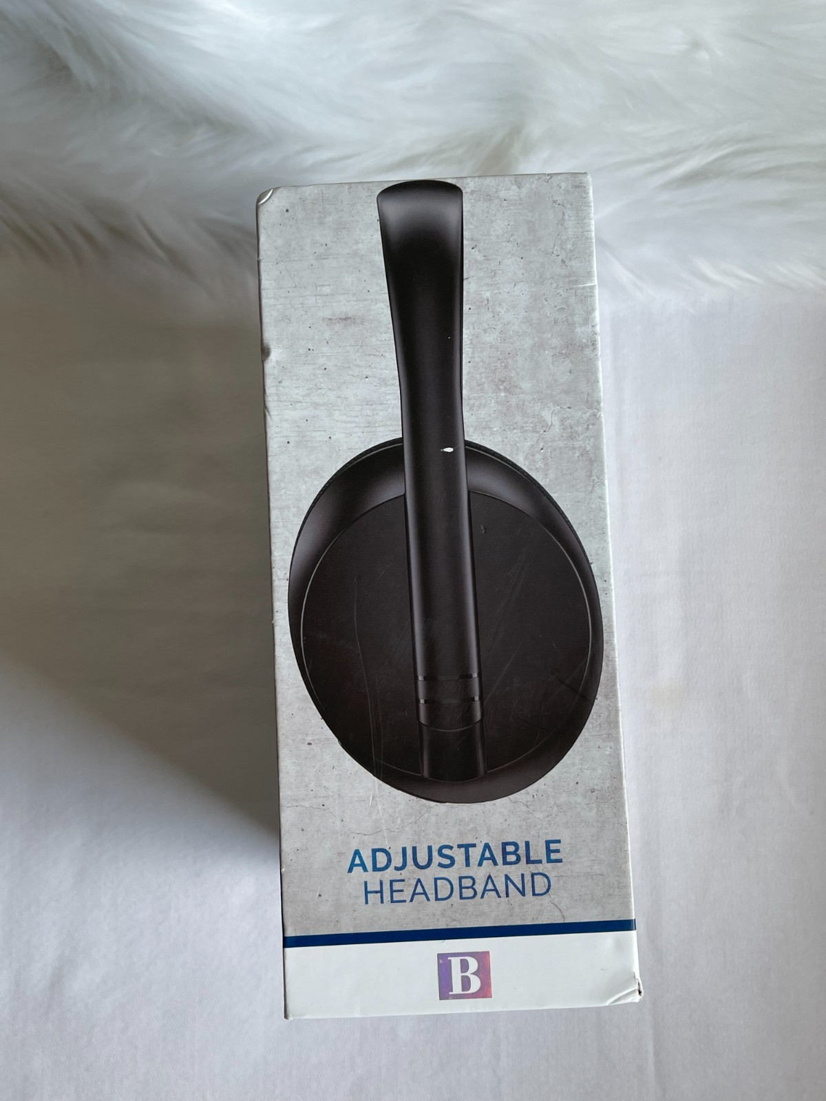 NIB Brookstone Sleek Wireless Bluetooth Noise Isolating Headphones Quick Charge