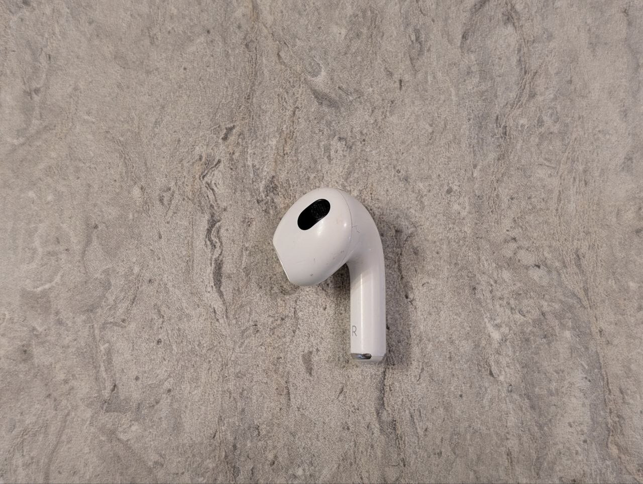 Apple AirPods 3rd Generation LEFT and RIGHT Airpods (NO Charging Case)