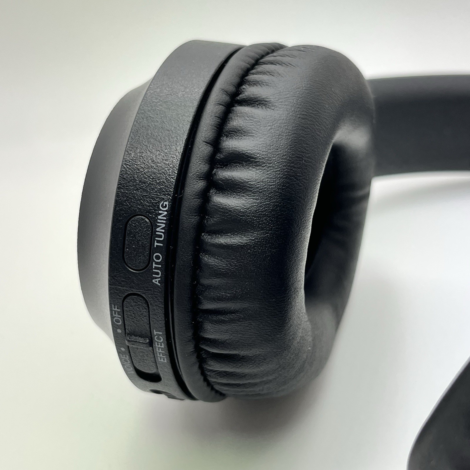 Sony WH-RF400 Wireless Home Theater Headphone System for TV – Black in Open Box