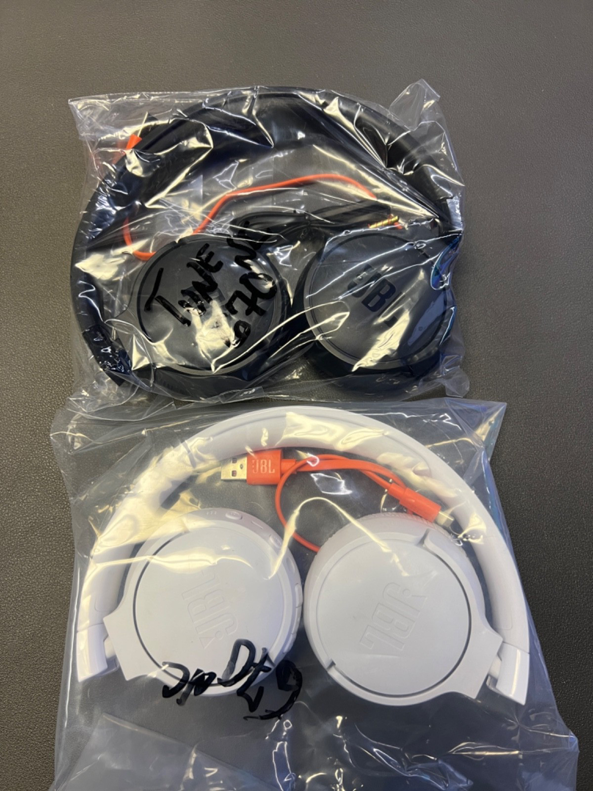 JBL Tune 670NC Active Noise Cancelling Bluetooth Headphones-BLACK & WHITE