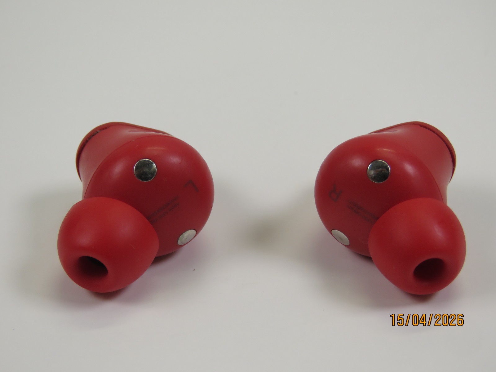Beats By Dr. Dre Solo Buds In-Ear Wireless Headphones Transparent Red [A71]
