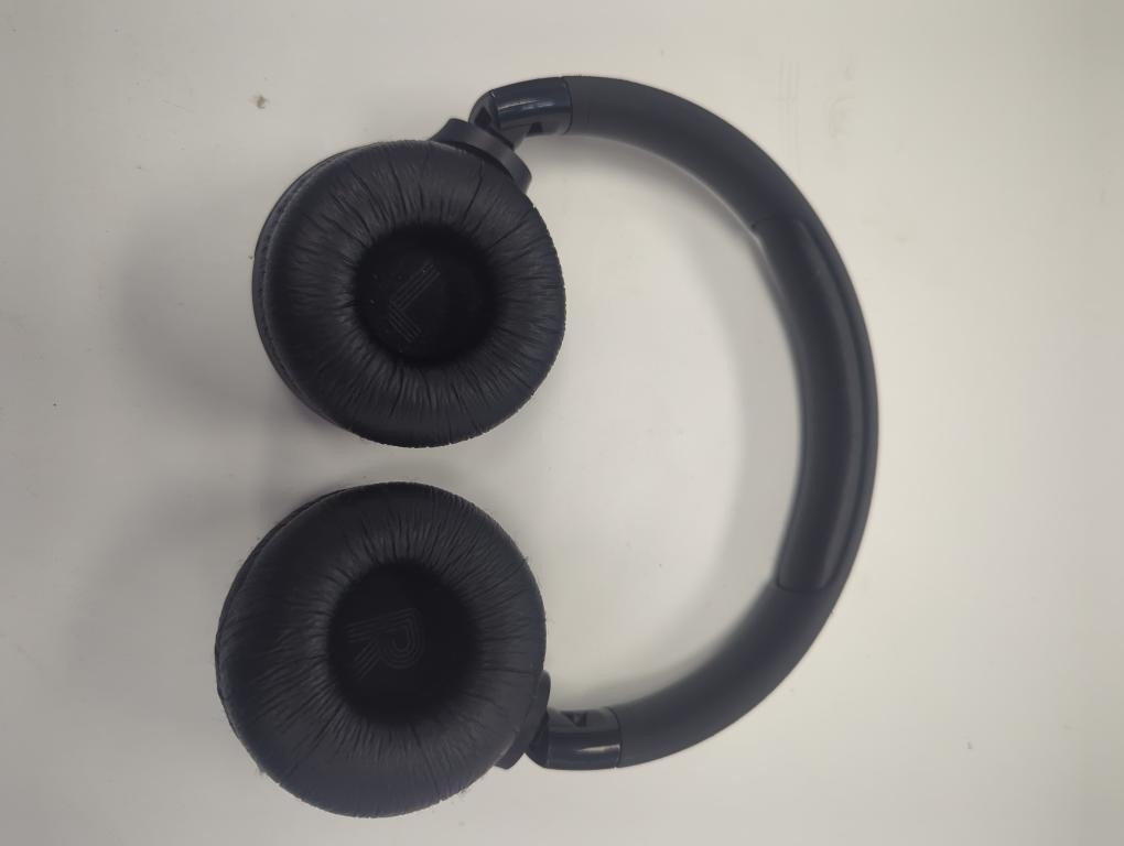 JBL TUNE 520BT BT HEADPHONES *NO CHARGING CORD* (P08035700)