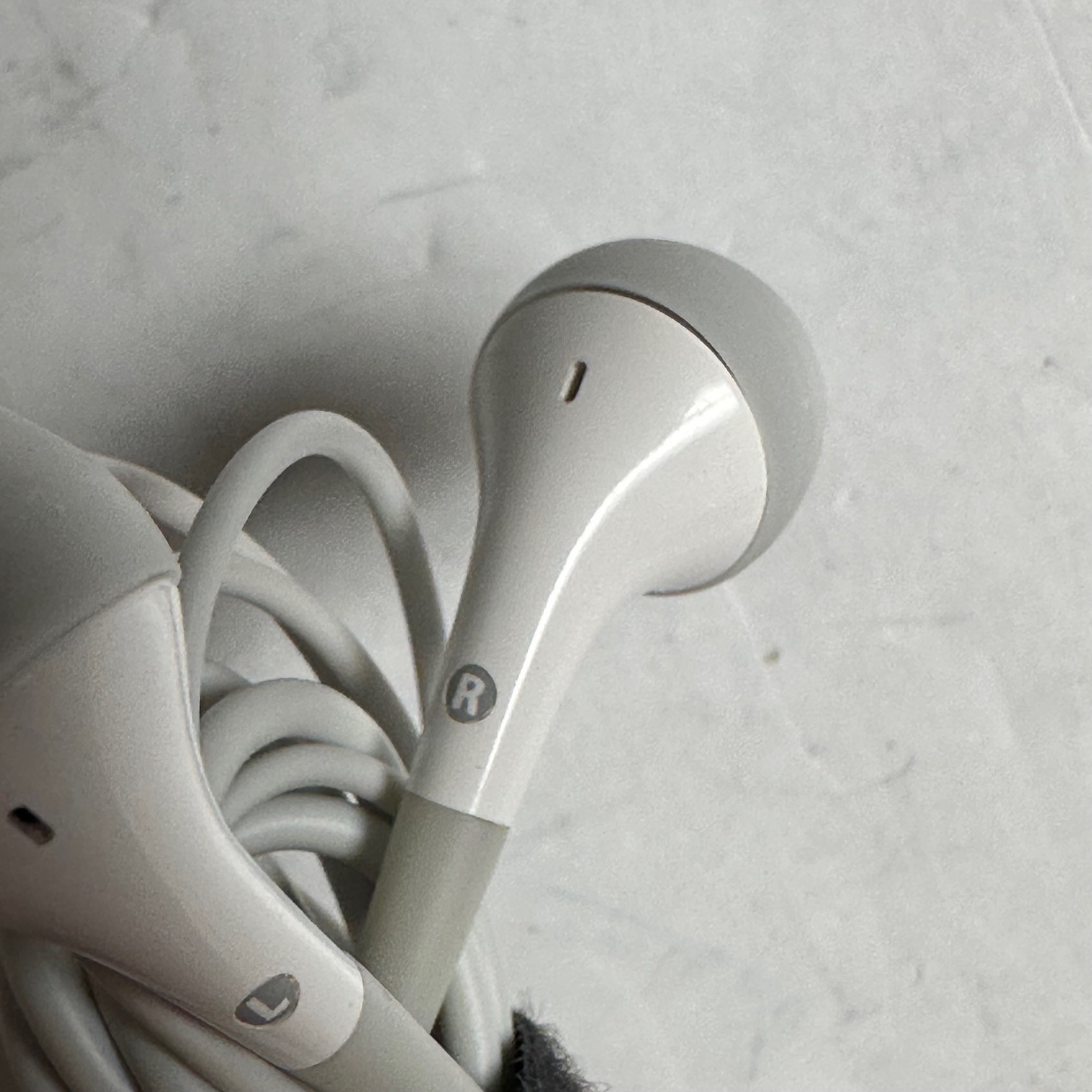 Apple iPod Remote + In-Ear Headphones 2003 2004 M9128G/A + M9394G/A