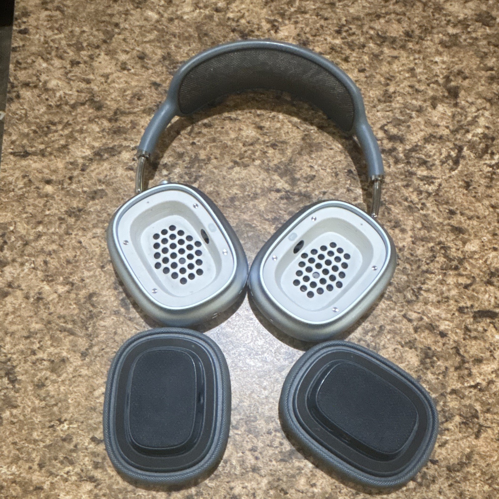 Apple AirPods Max Bluetooth Wireless Over-Ear Headphones ANC Mic Blue/Gray