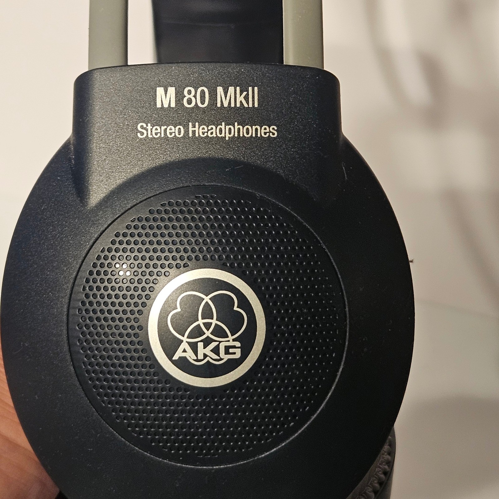 AKG M 80 MkII Stereo Headphones Black Grey Wired Semi-Open Over-Ear Vintage