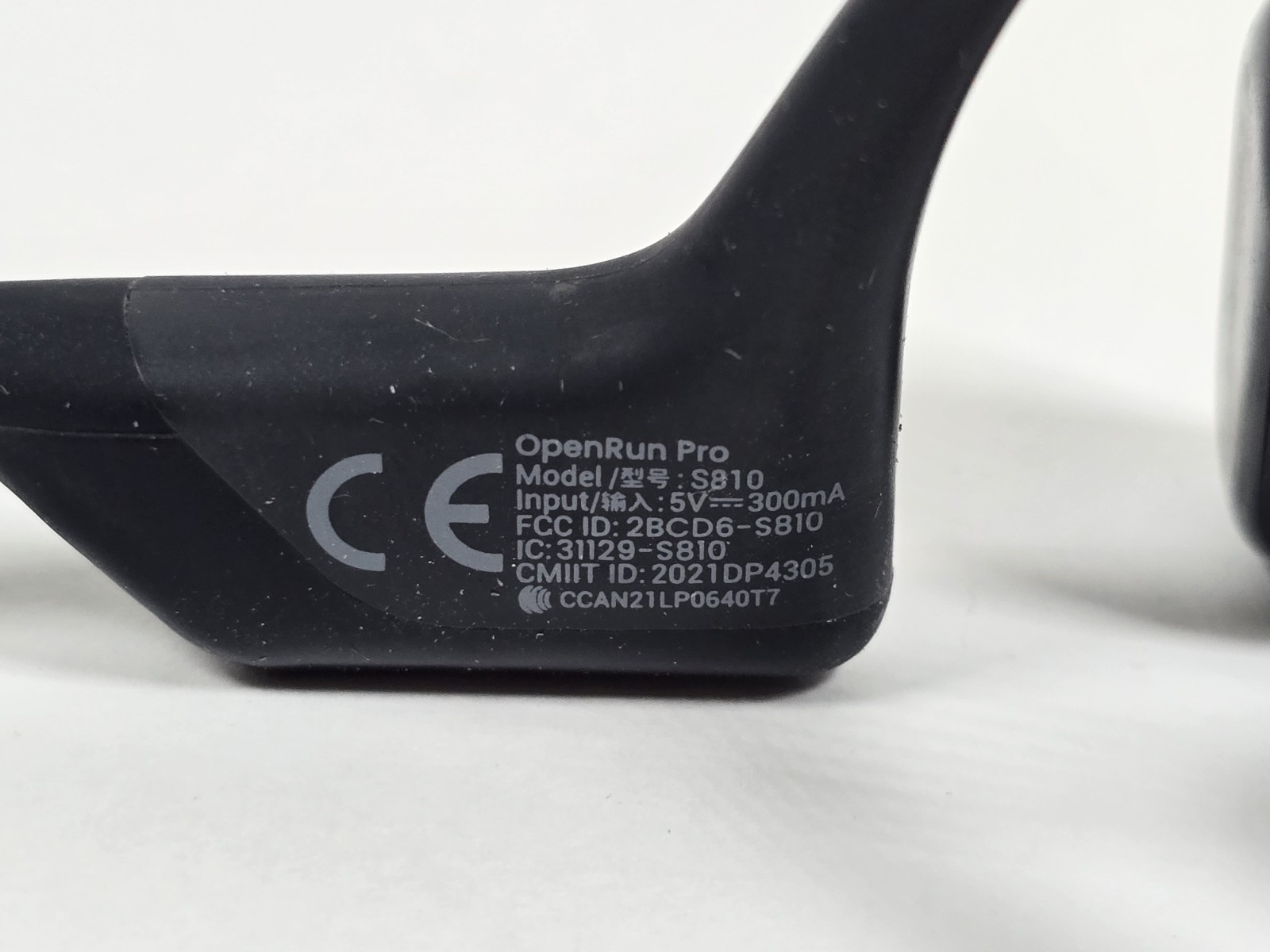SHOKZ OpenRun Pro Bone Conduction Wireless Headphones S810 Black