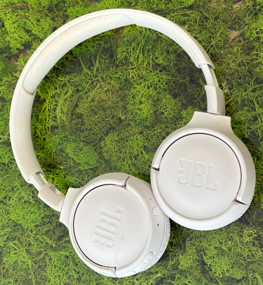 JBL Tune 500BT Bluetooth Headphones WHITE