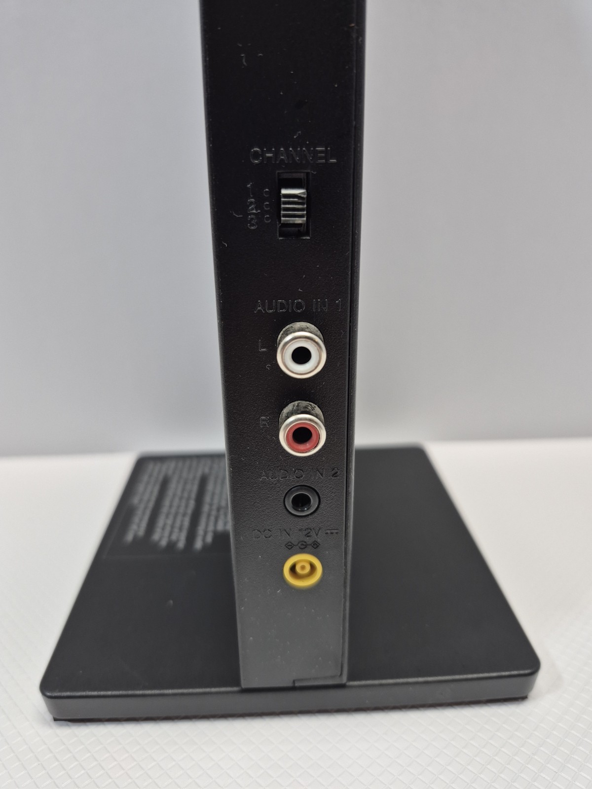 Sony TMR-RF985R Wireless RF Stereo Transmitter Base w/ AC Adapter Tested