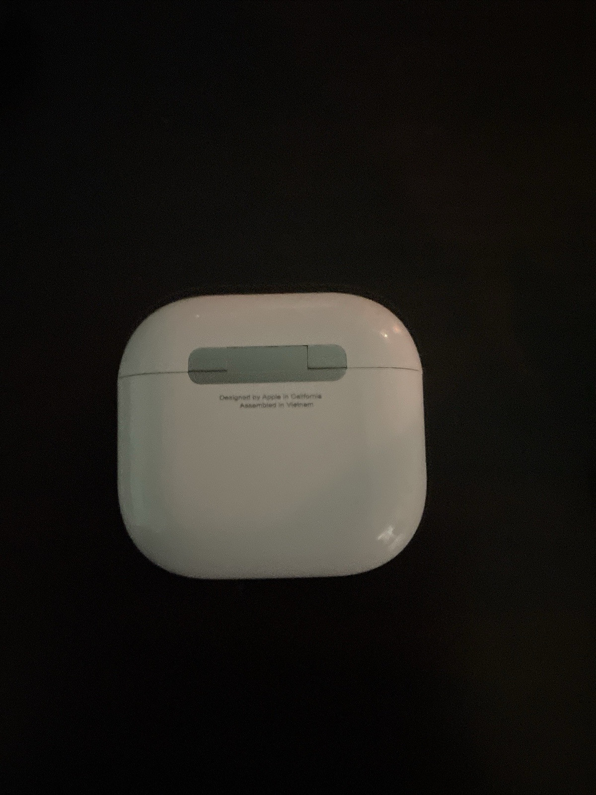 AirPods 4 with ANC