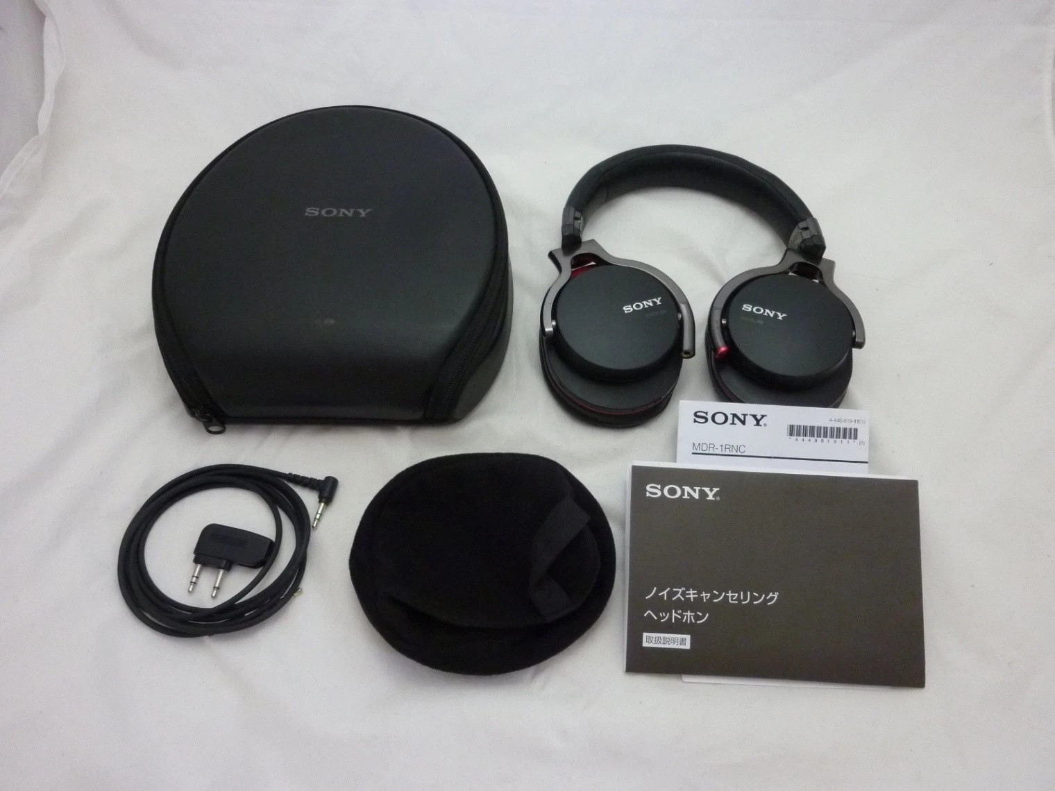 Sony MDR-1RNC Noise-Cancelling Headphones – iPhone/iPod/iPad Compatible – Used