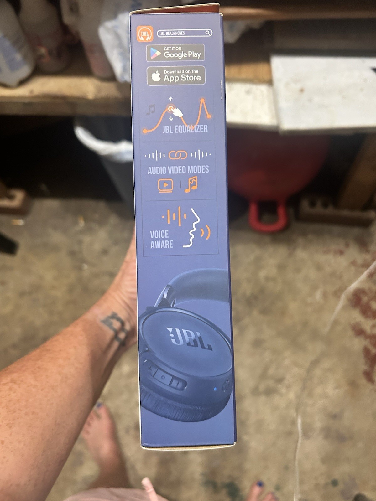 JBL Tune 520BT Pure Bass Wireless Bluetooth Headphones Blue