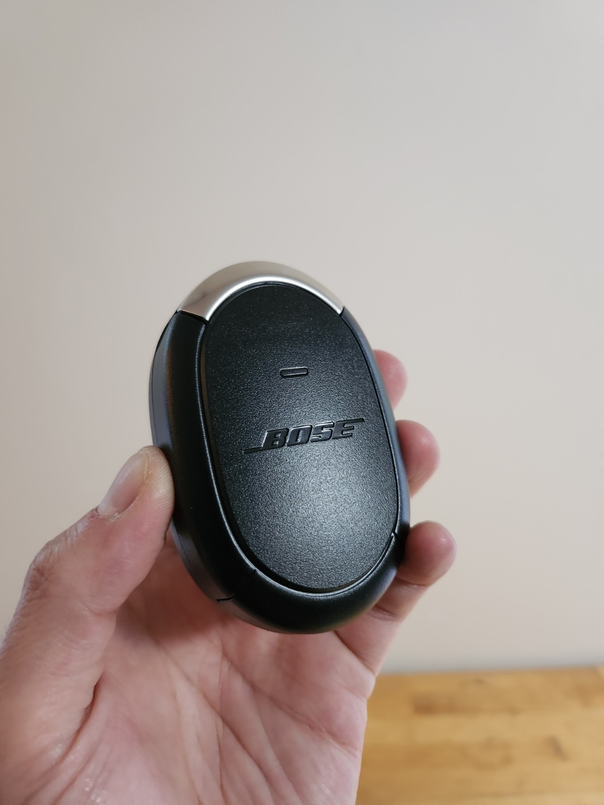 Bose Quiet Comfort (QC3) Battery Charger and Rechargeable Battery (Untested)