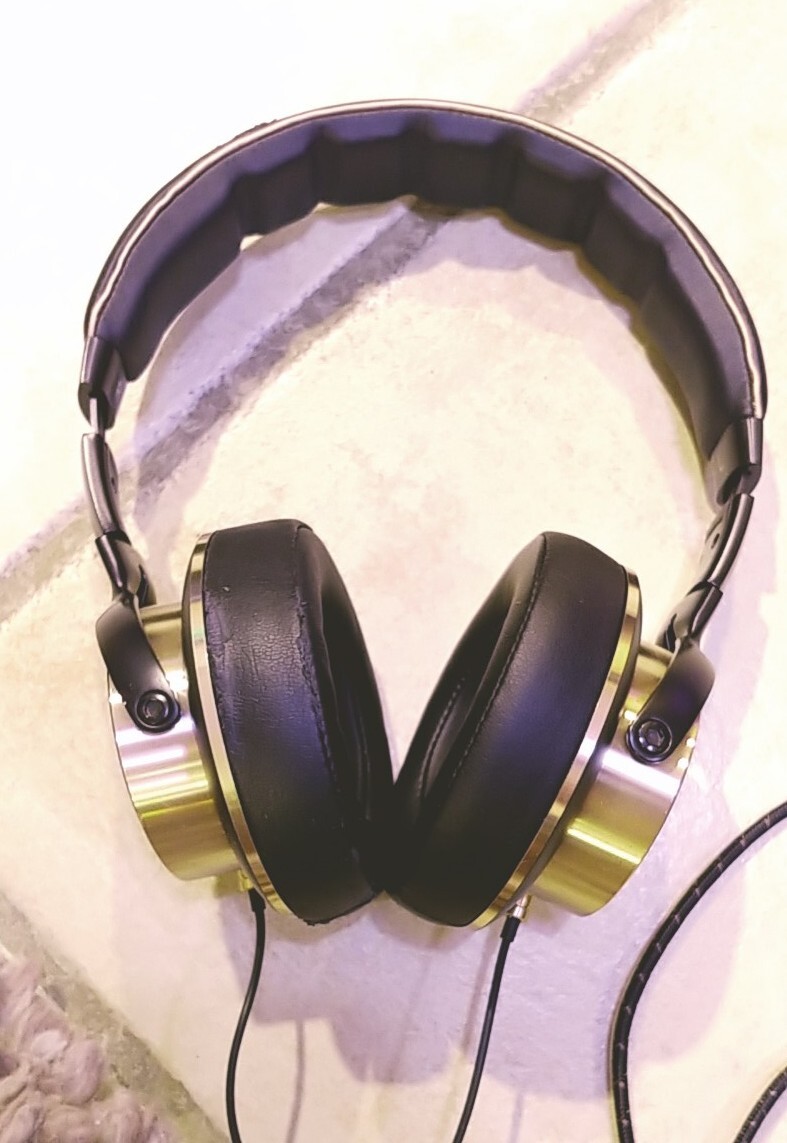 1MORE Triple Driver Over Ear Headphones With Original Box Hardly Used!