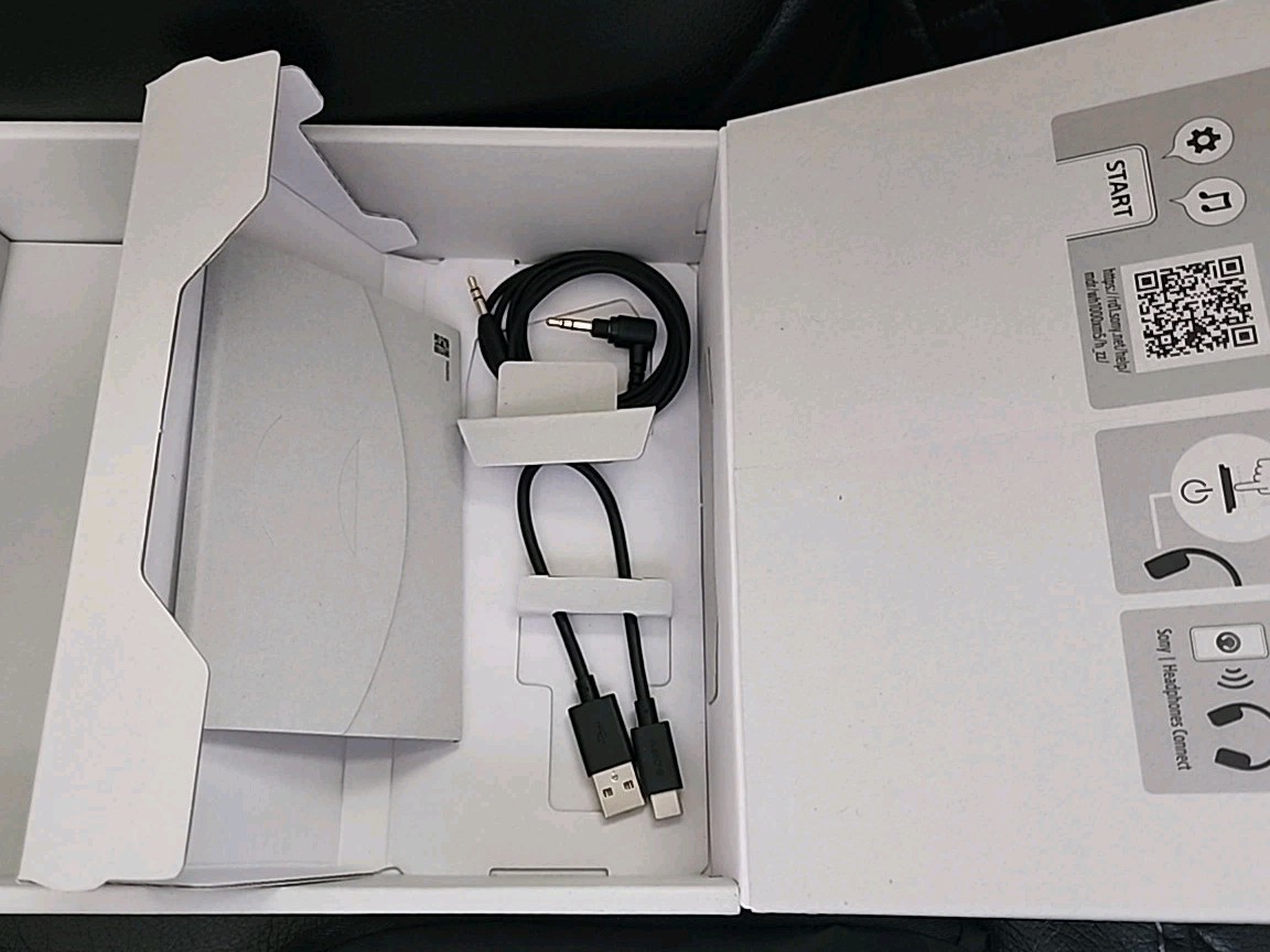 LikeNew Sony WH-1000XM5SA Wireless Noise Canceling 30 Hours Headphones