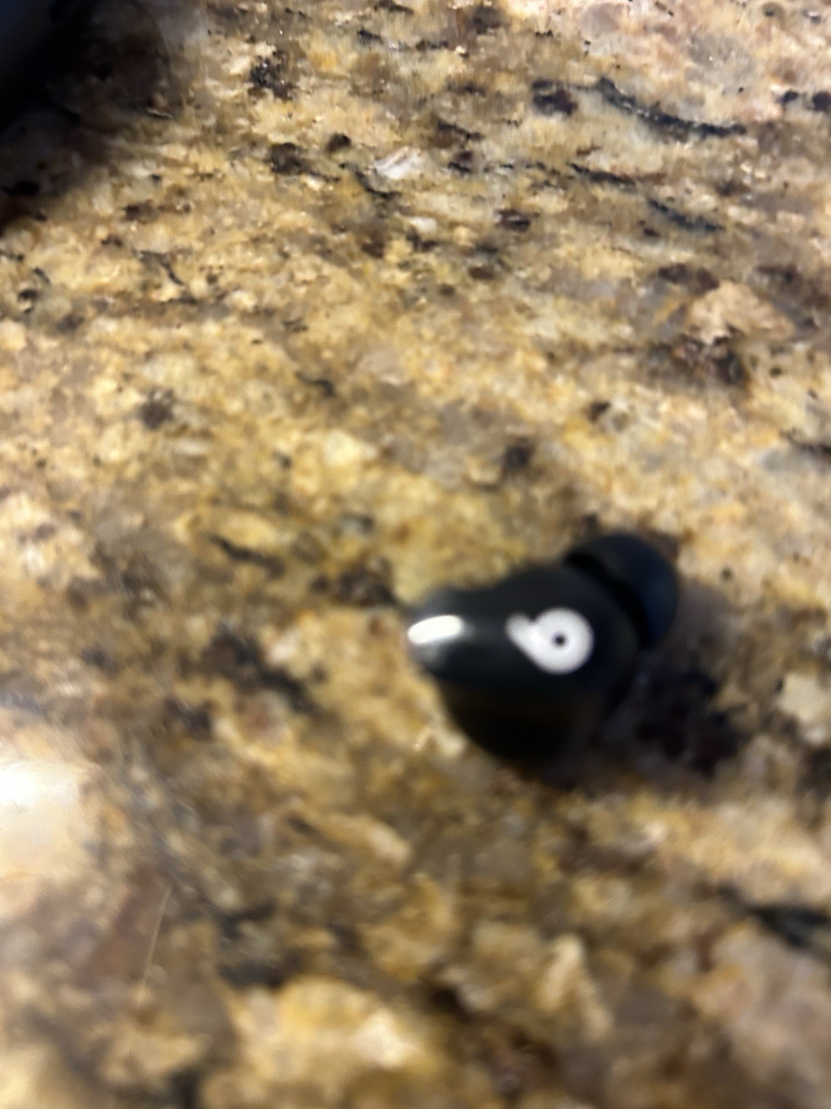 Used Beats Without Box Great Condition Studio Buds Black
