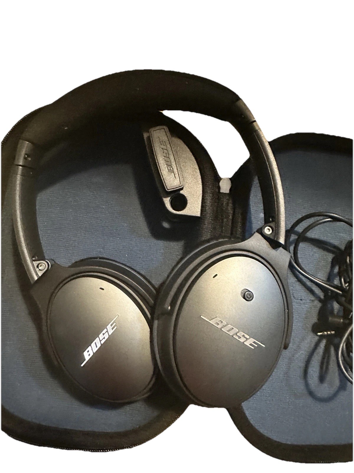 Bose QuietComfort QC25 Wired Noise Cancelling Headphones for Apple Devices