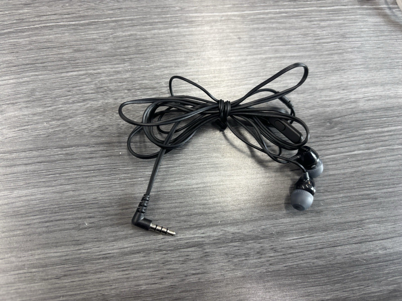 Sony MDREX14AP Headset Ear Bud Headphones MDR-EX14AP Black