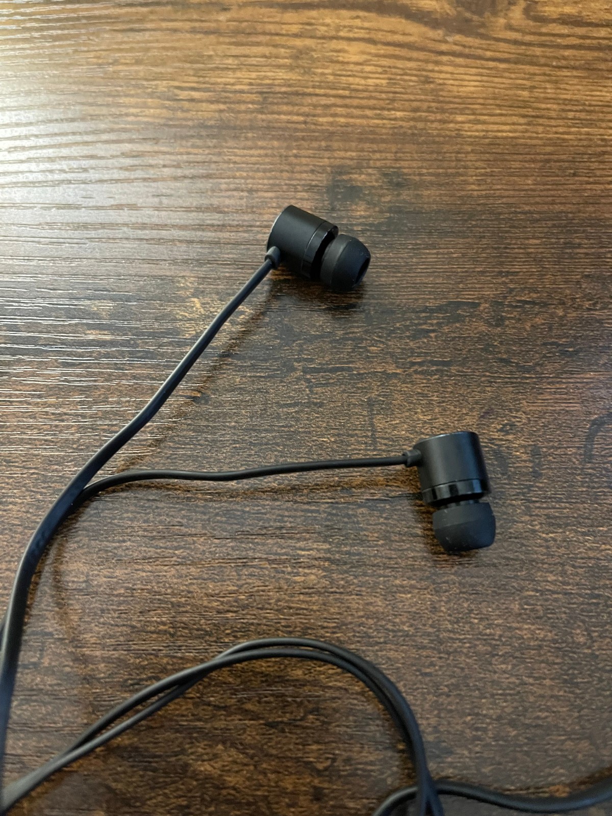 Unbranded Black In-Ear Earbud Headphones with USB-C Port Connector & Remote