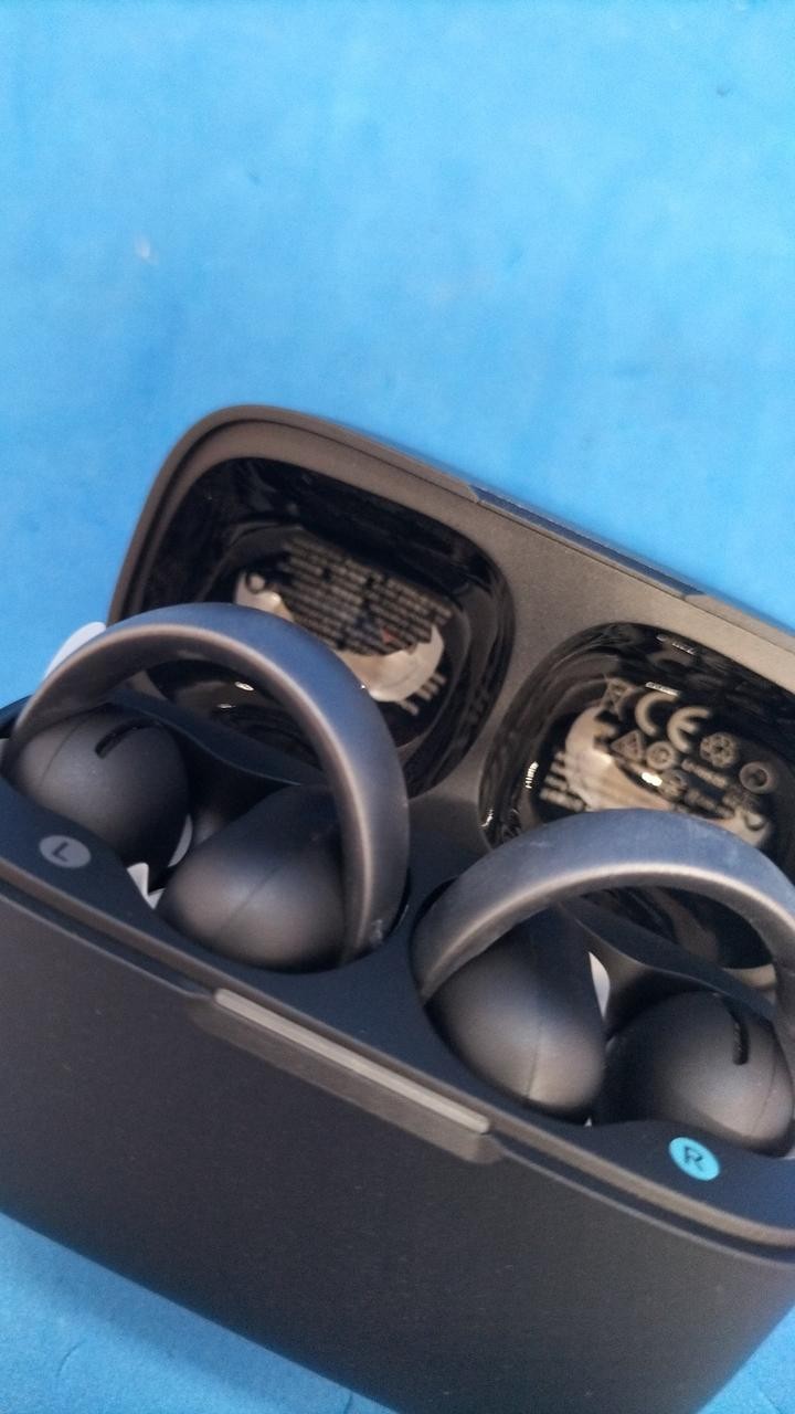 ANKER Open ear earphones SOUNDCORE AEROCLIP Authentic Audio Earbuds In-Ear TWS