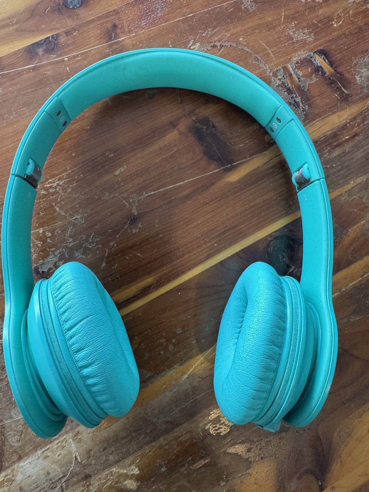 Beats Solo HD On Ear Headphones Teal Tested Working