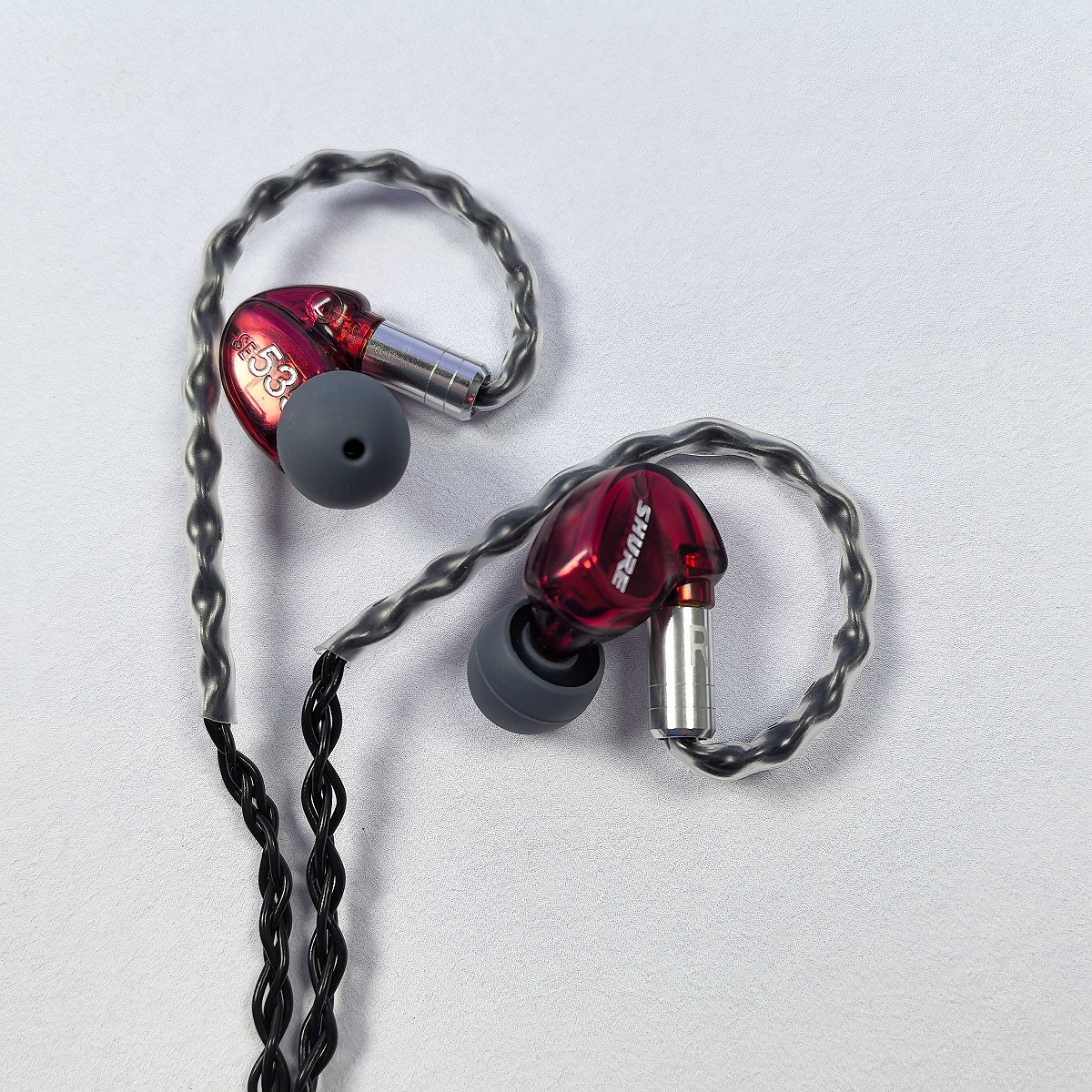 Shure SE535 Wired In-Ear Earphones Sound Isolating 3.5mm Cable Headphones Red
