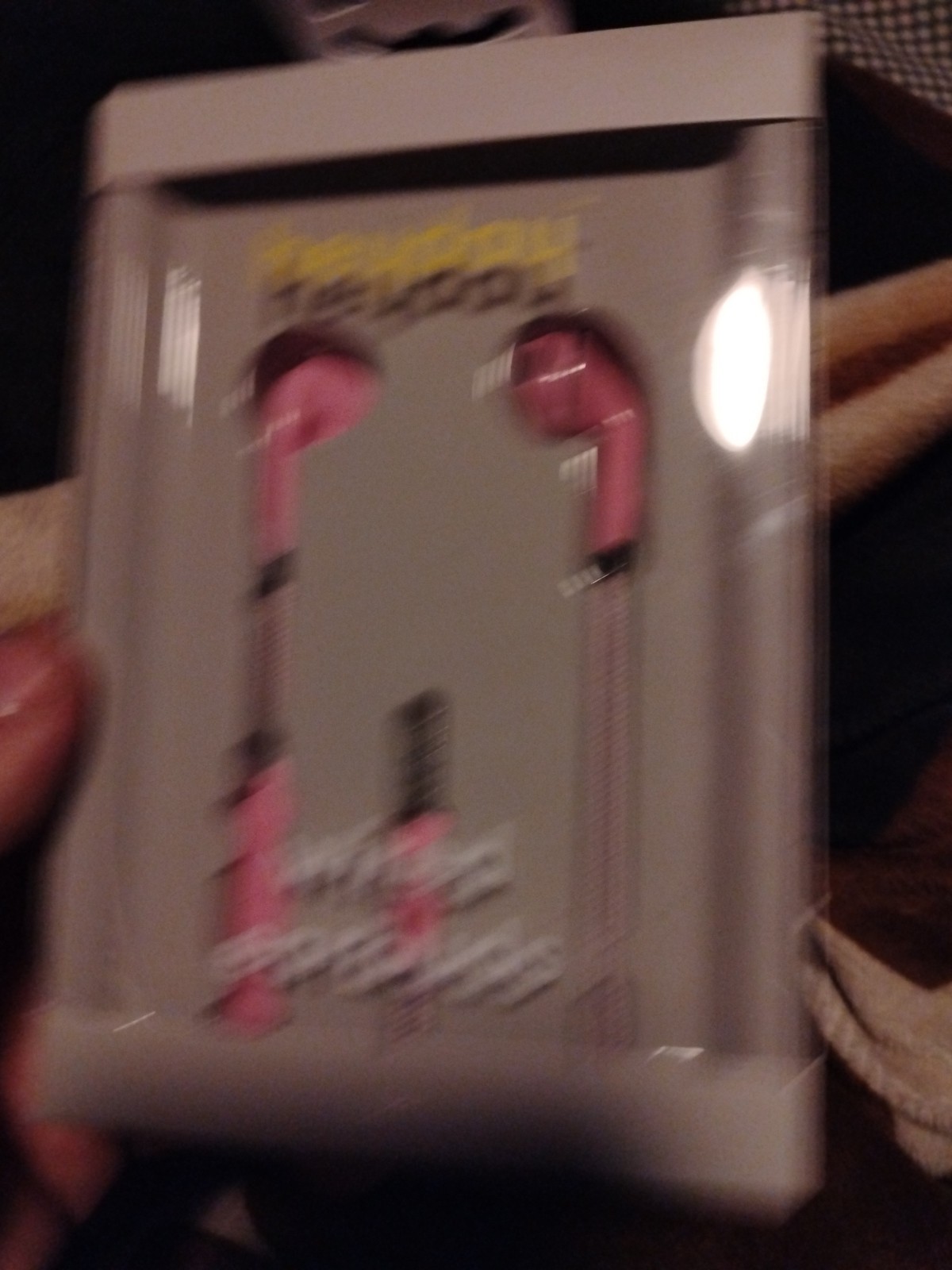Heyday wired earbuds in Candy Pink, 3.5mm Aux, Microphone New