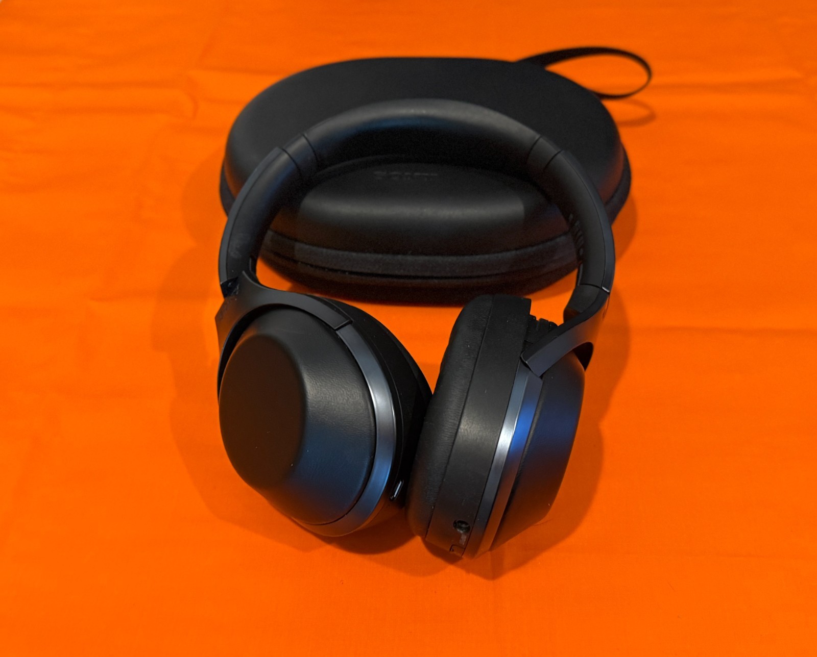Sony MDR-1000X Bluetooth Wireless Noise Cancelling Headphones Excellent Cond