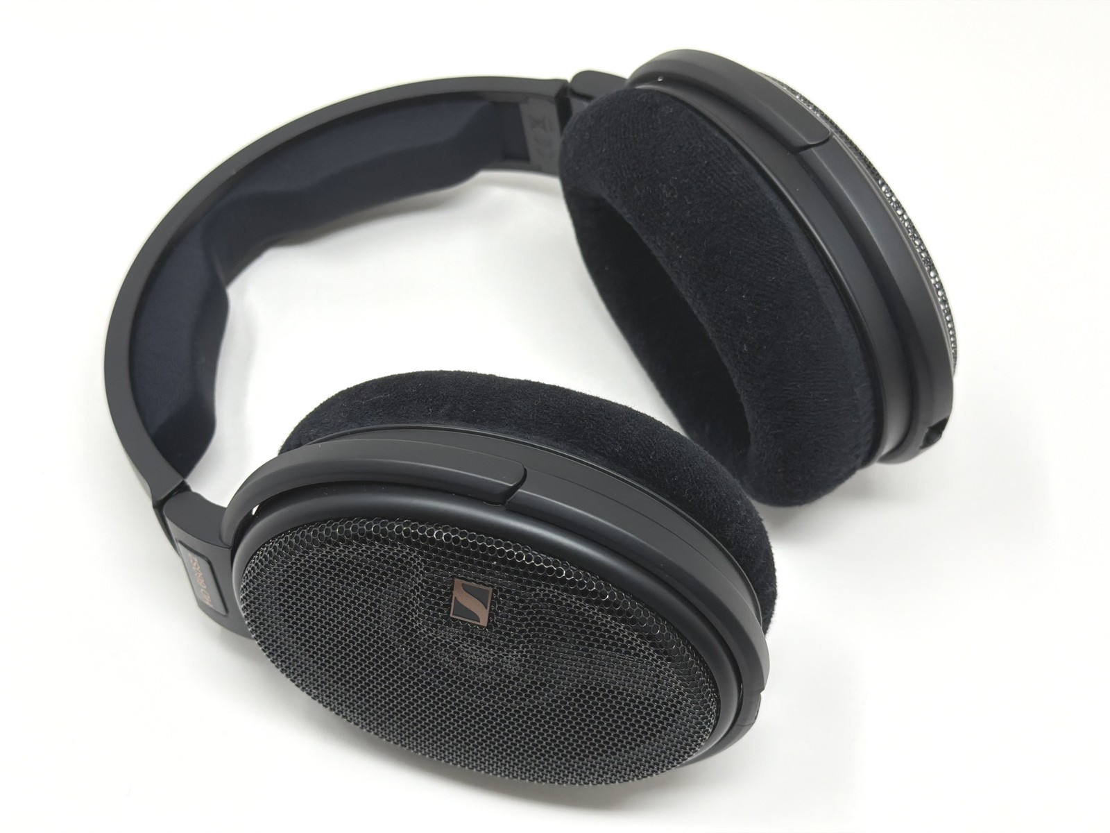 Sennheiser HD 660S2 Wired Over-Ear Headphones – Black Excellent