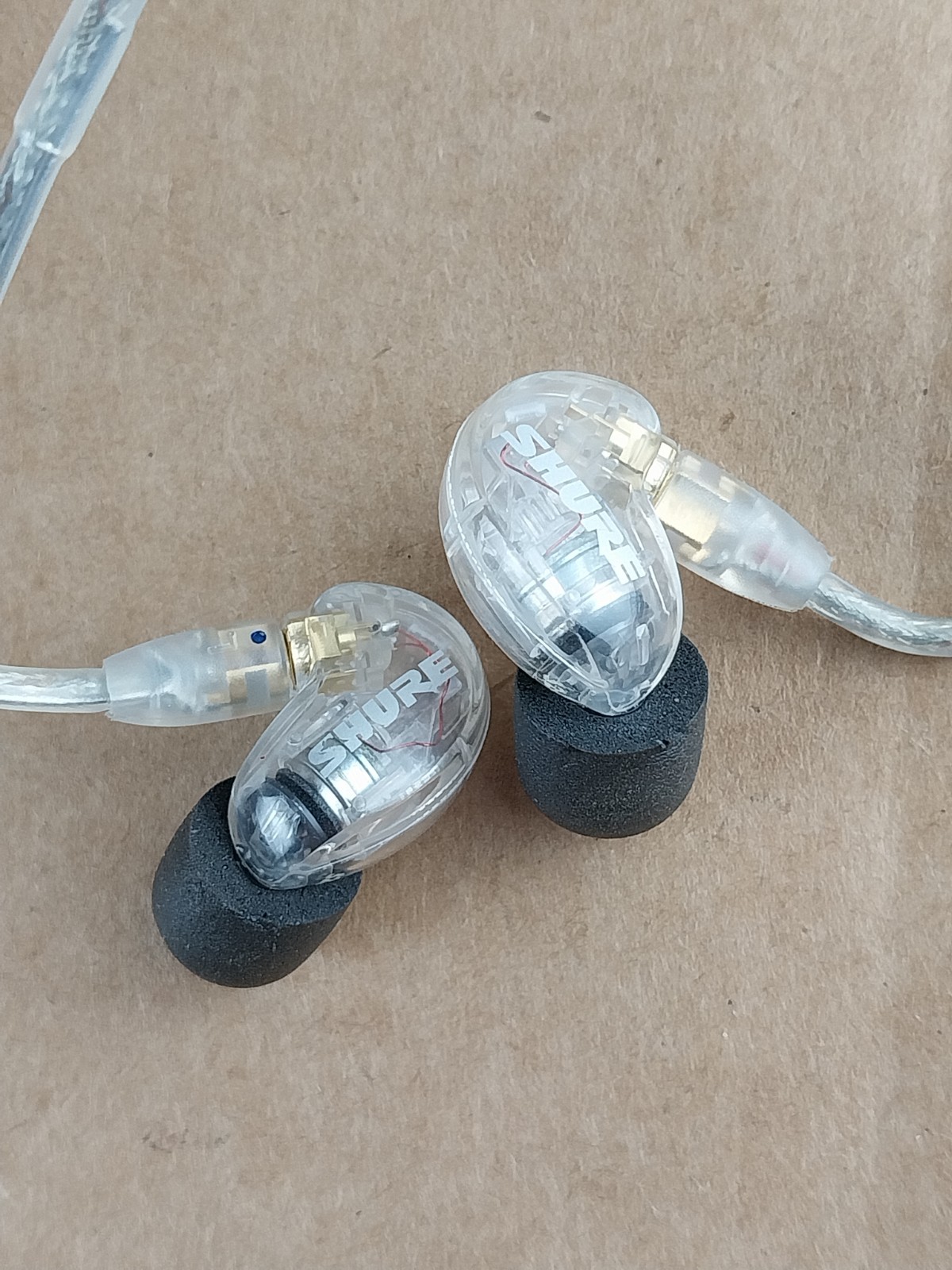 Shure SE215 Single Driver In-Ear Monitors Clear