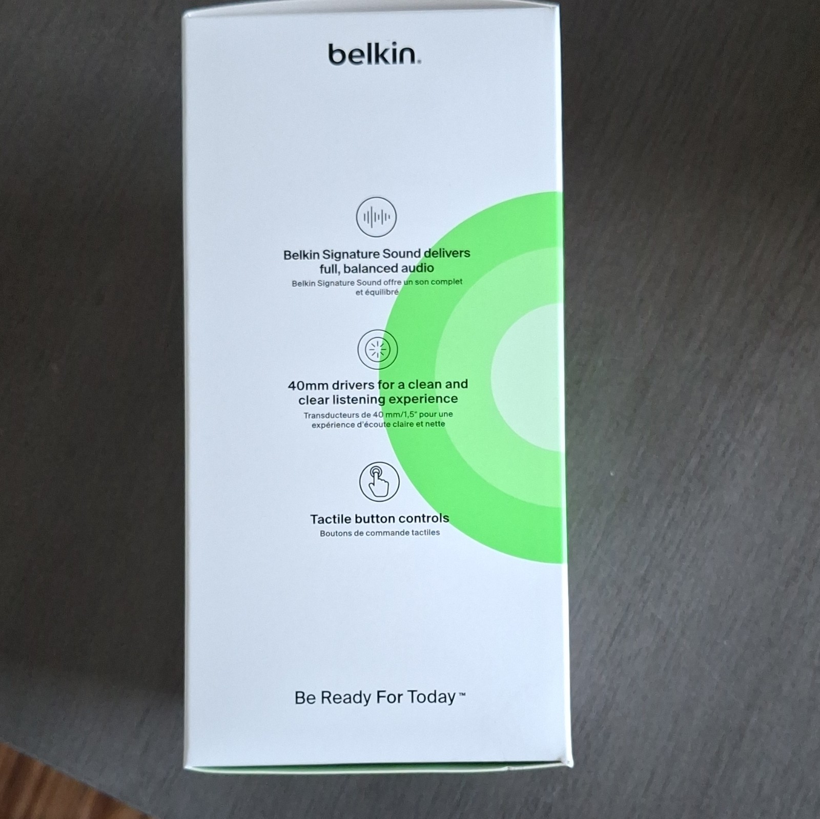 New In Box Wireless Headphones Soundform Surrund Over-ear Belkin In Black