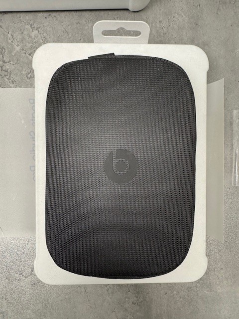 BEATS Dr. Dre Studio Pro A2924 Over Ear Wireless Headphones Black